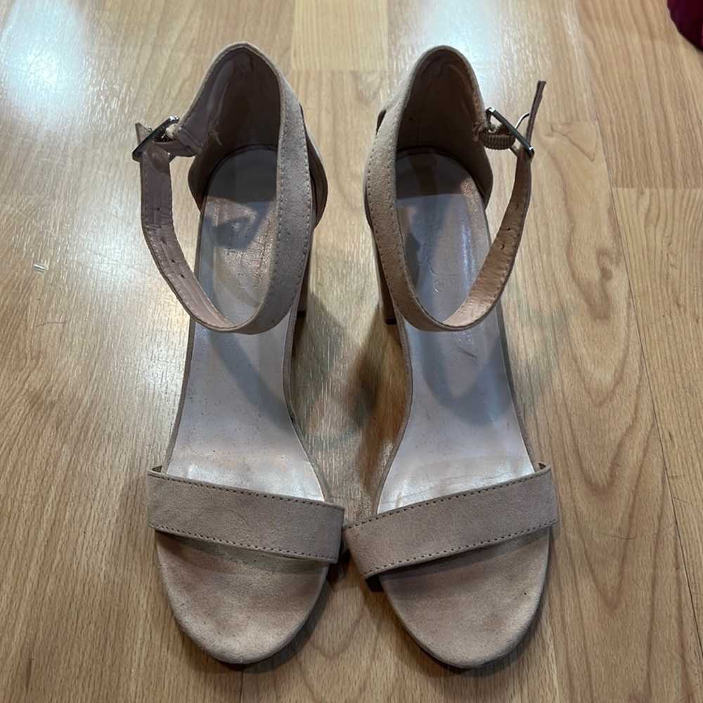 David’s Bridal heels